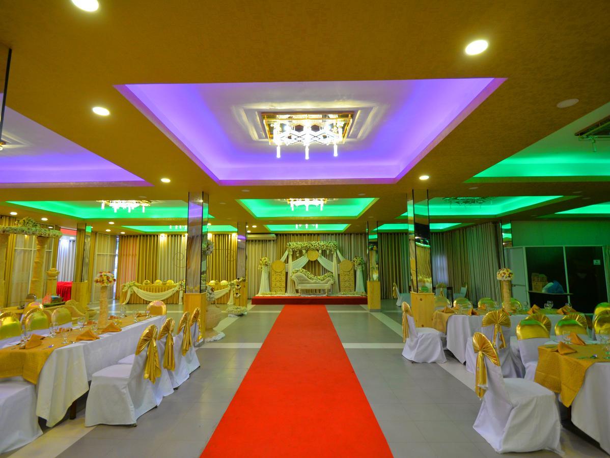 Capitalcity Hotel バドゥッラ エクステリア 写真