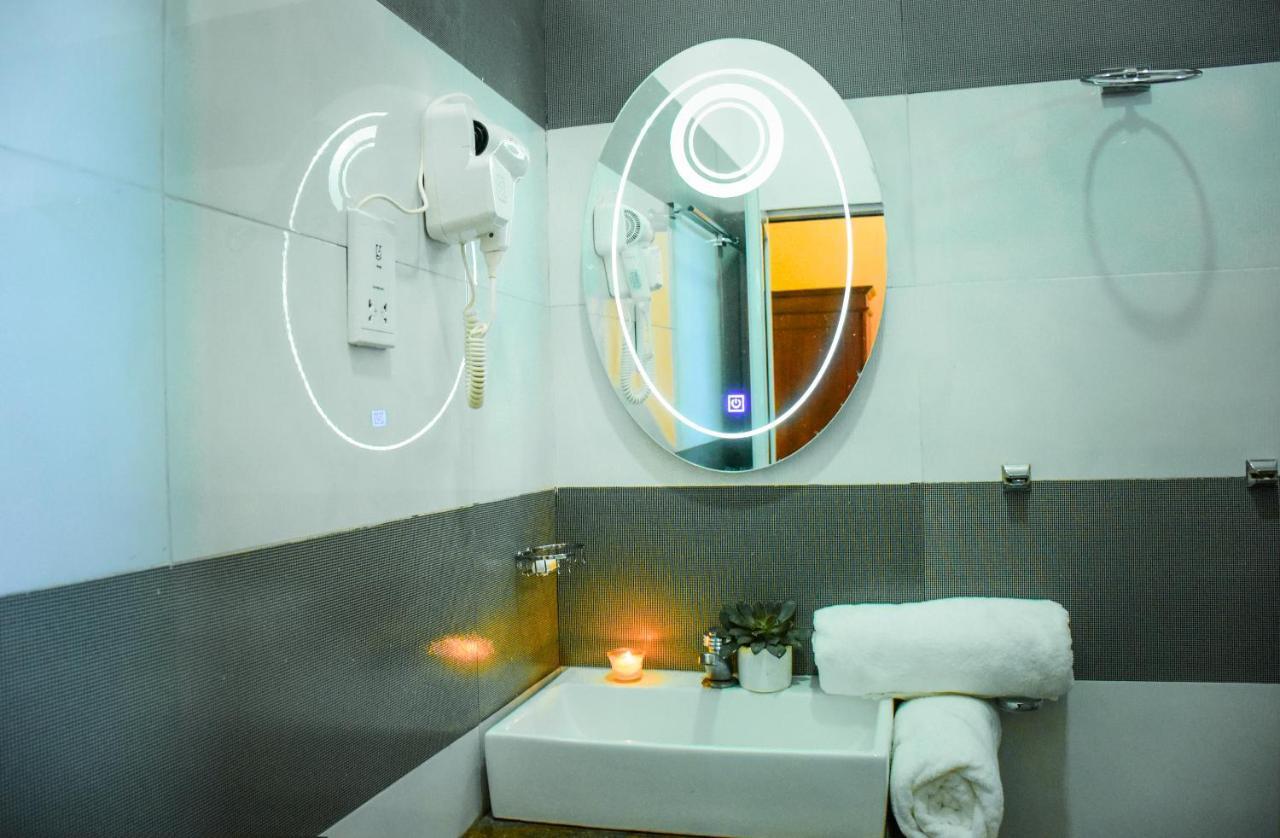 Capitalcity Hotel バドゥッラ エクステリア 写真